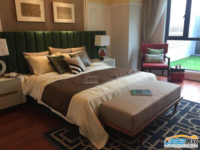 �K�{������ǧ��Ӱ��g���P��