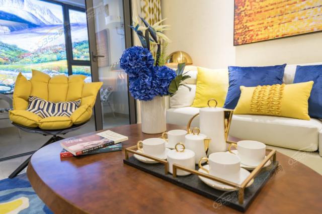 �Ӱ��g���