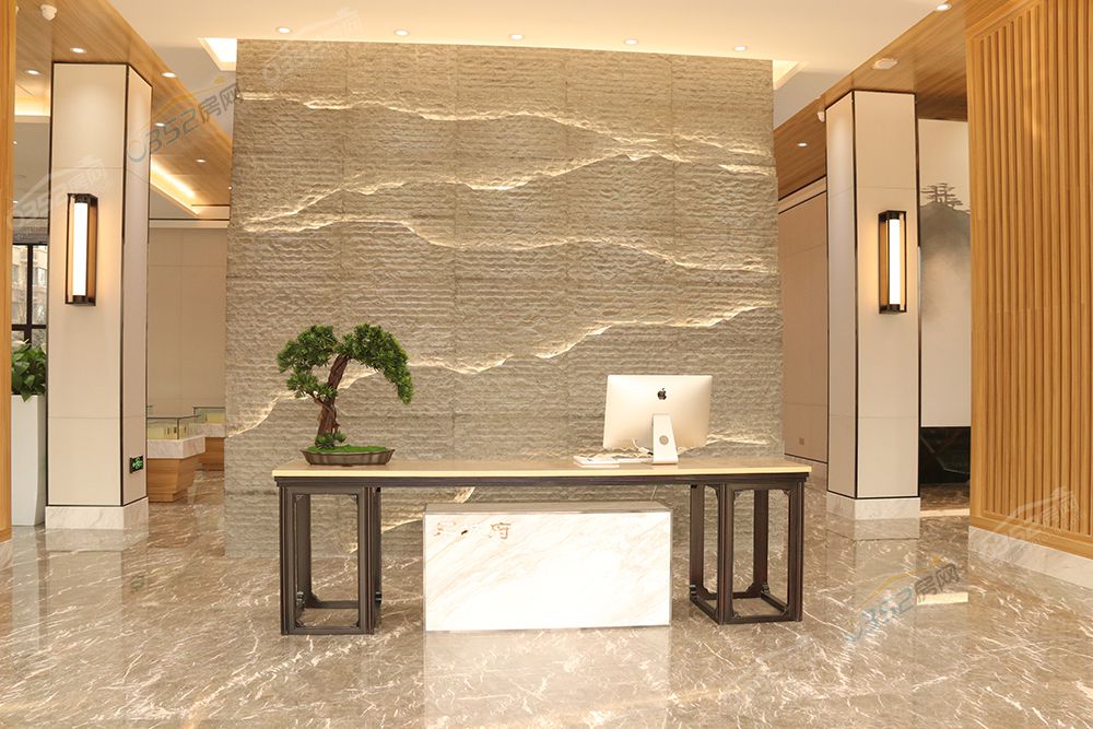 08092258e12994593e3115.jpg 08092258e12994593e3115.jpg