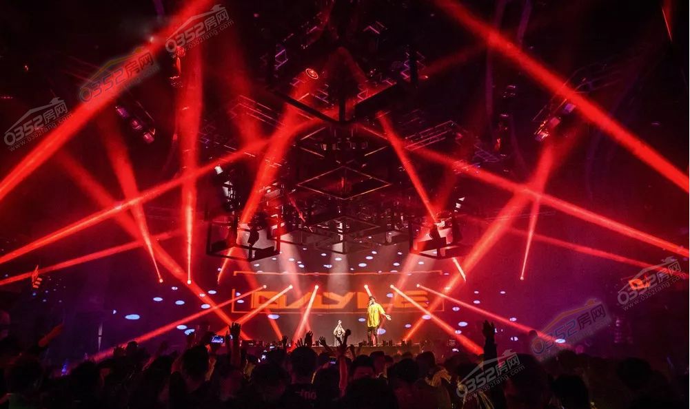 10160331e042fe74e41509.jpg 10160331e042fe74e41509.jpg