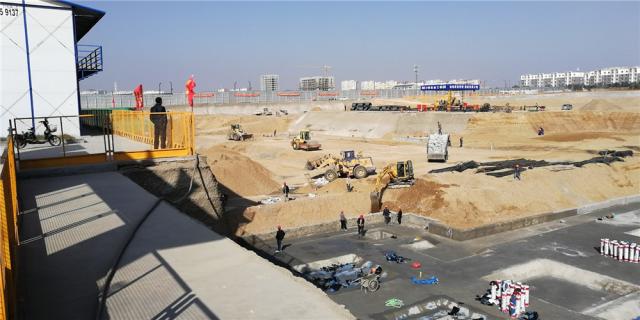 �������ɽ��11�¹��،����D