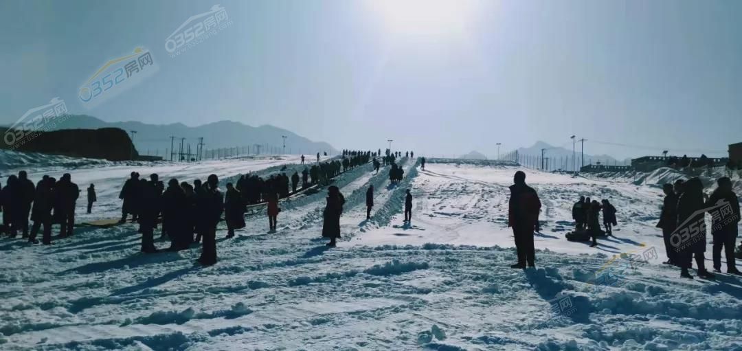 12144521033e8b3c047784.jpg 12144521033e8b3c047784.jpg