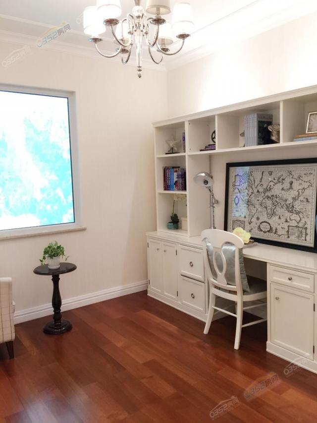 �����ǘӰ��g