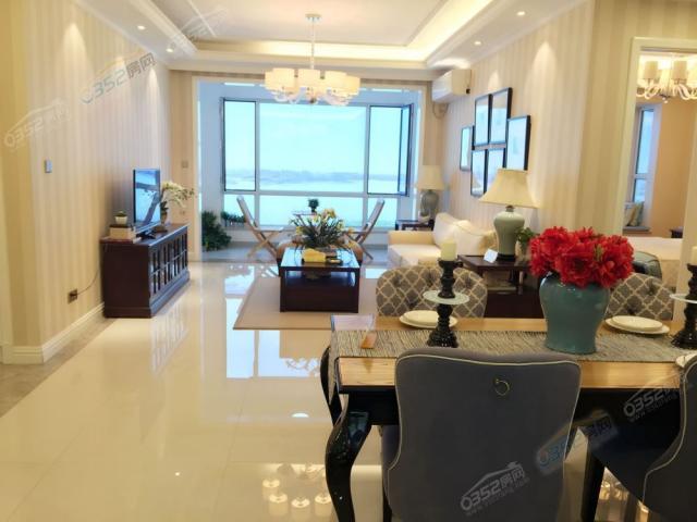 �����ǘӰ��g