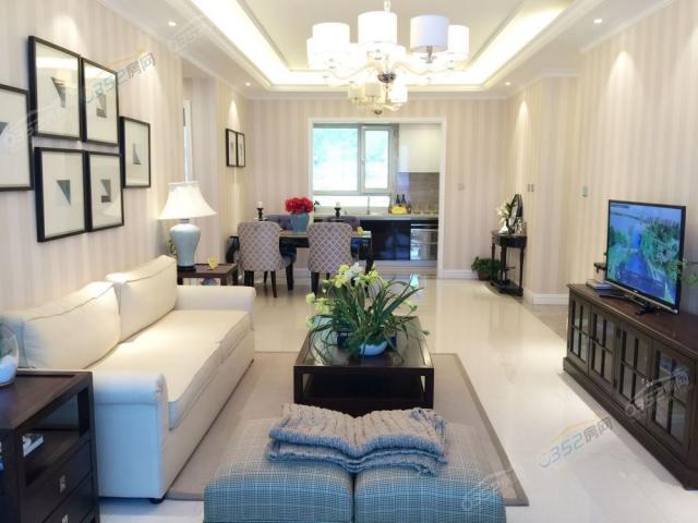 �����ǘӰ��g