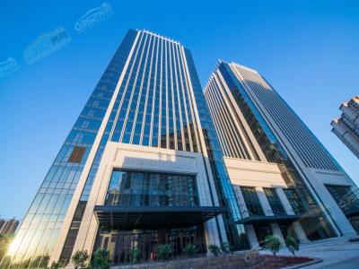 �f������