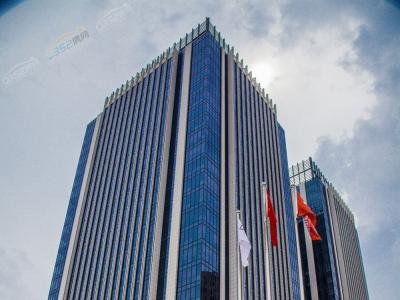 �f������