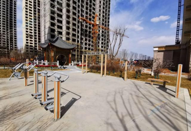 ���𸮈@�־��^