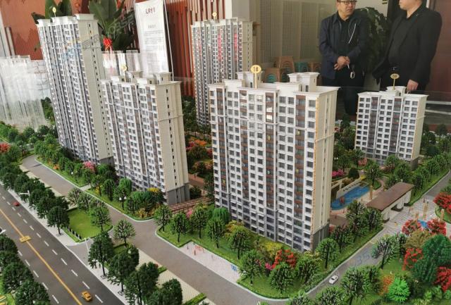 ���d��ϯ�Ŀɳ�P