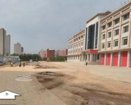 �^���A��