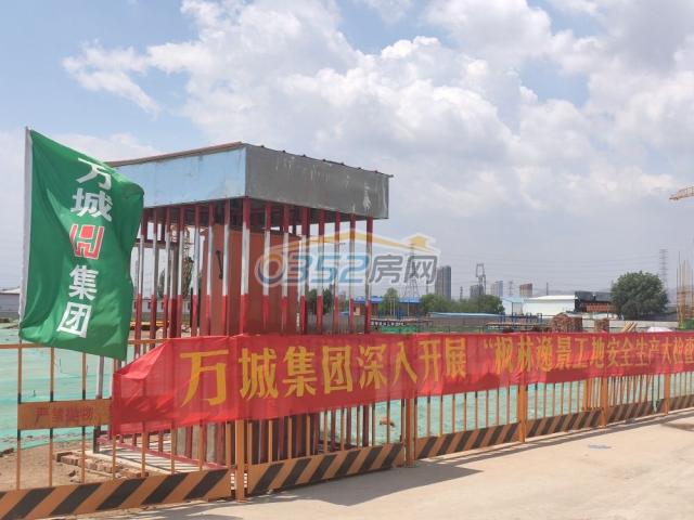 ���،����D