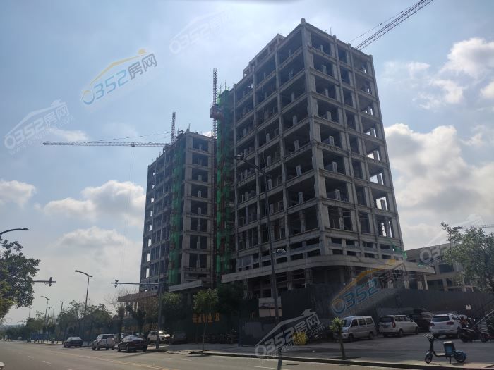 201742559cdc3dd72a0122.jpg 鐜栬?1.jpg