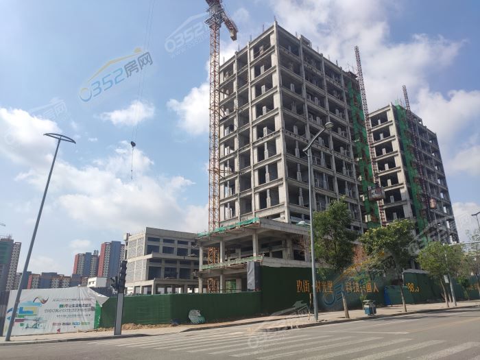 20174305cc611abf5a7569.jpg 鐜栬?2.jpg