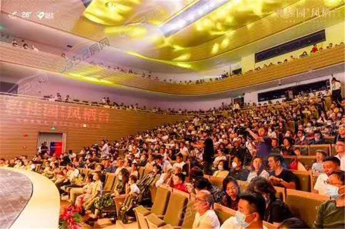 081534216eec0126c38083.jpg 發(fā)布會2.jpg