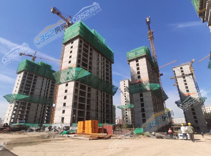 1416171571de5d3caf7990.jpg 899898.jpg