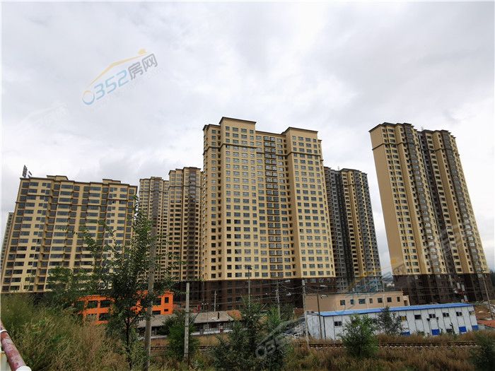 1515521339422c97d66385.jpg 鍖楀煄浜戦榿.jpg