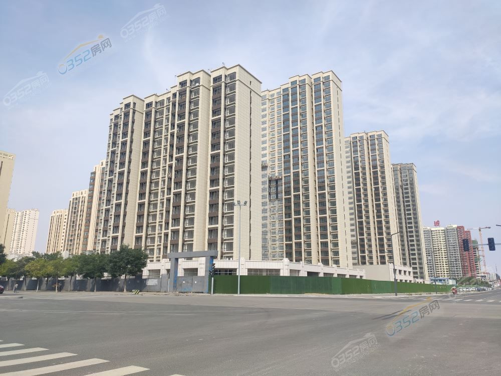 2816593872a60516154430.jpg 澶╂嘲鑻?.jpg