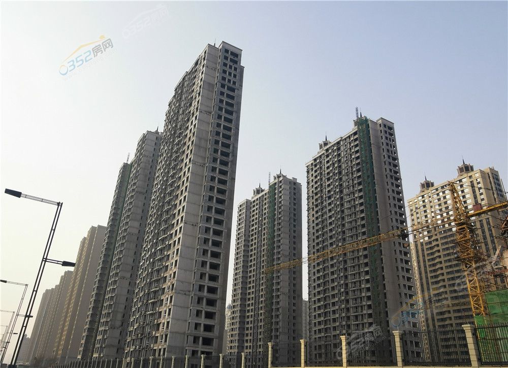 2811001558cfe70bc50358.jpg 綠地璀璨天城2.jpg