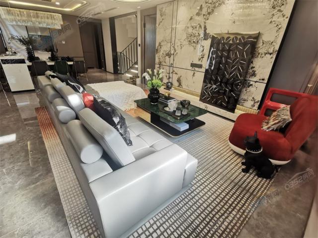 �Bƴ�Ӱ��g�����D