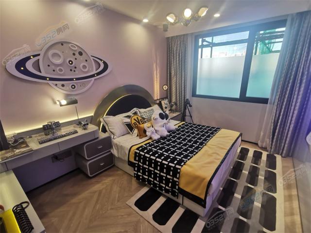 �Bƴ�Ӱ��g�����D