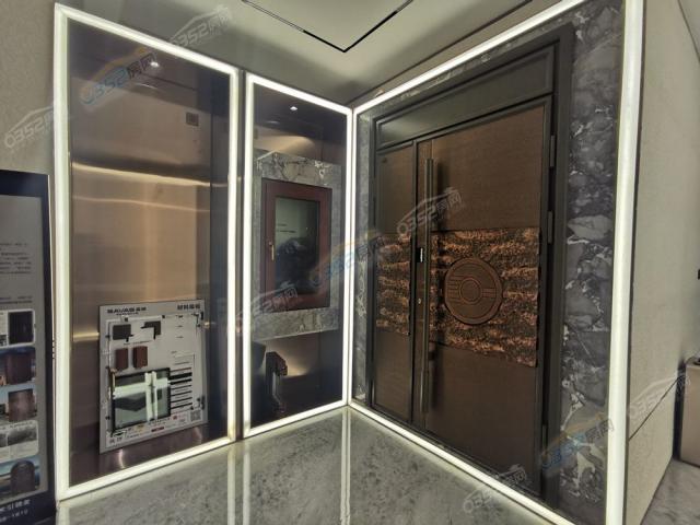 �ۘǲ�����չʾ��