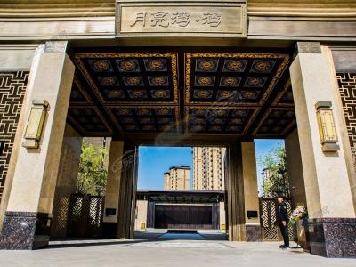 ����������С�^���T