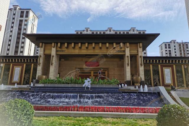 ���T����