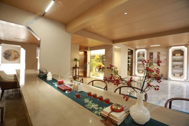 E�Ӱ��g�����D