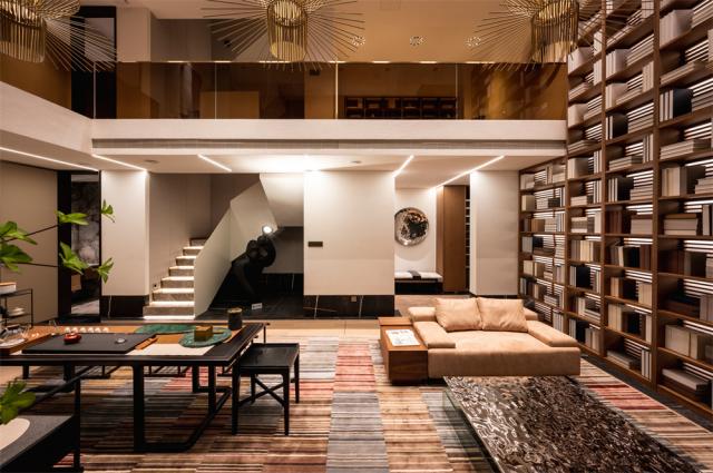 ����B���͘Ӱ��g����