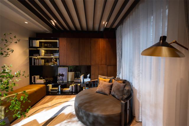 ����B���͘Ӱ��g����